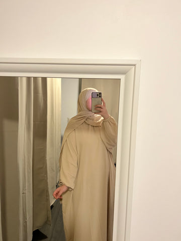 Abaya with integrated veil