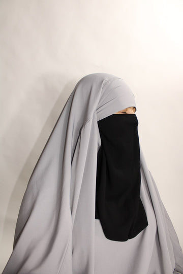 Half niqab