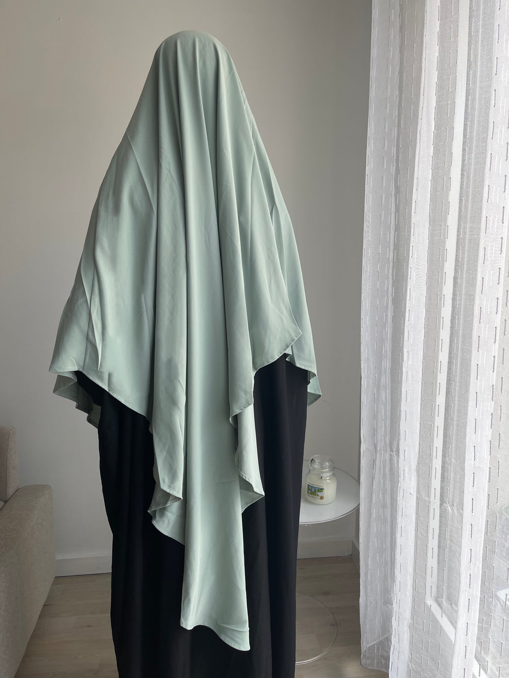 Khimar long en soie de Médine