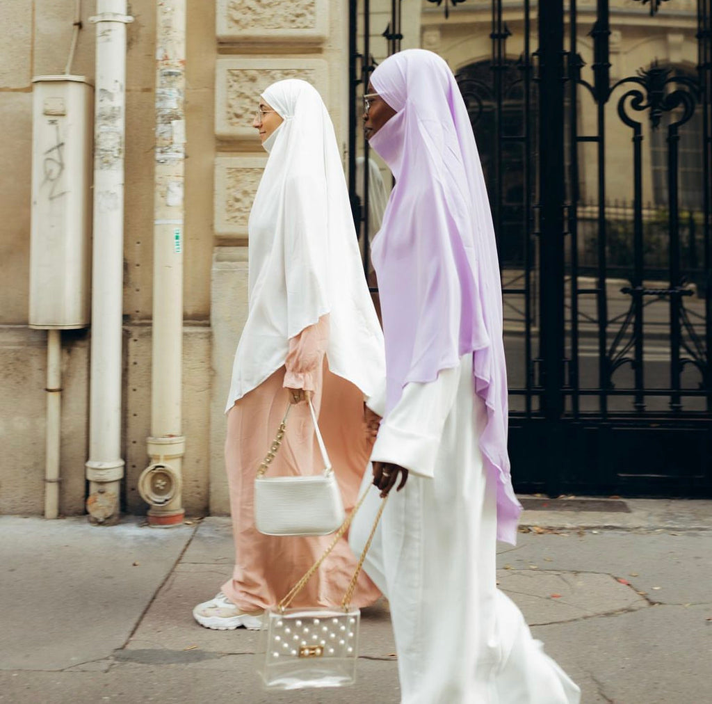 Khimar long en soie de Médine